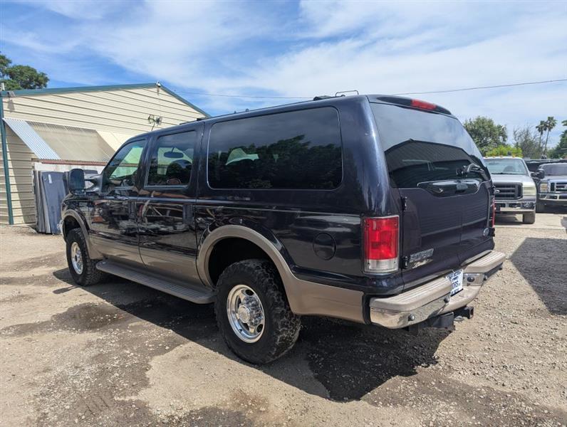 Ford Excursion  2001