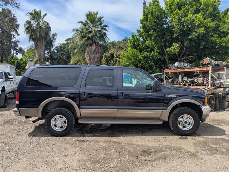 Ford Excursion  2001