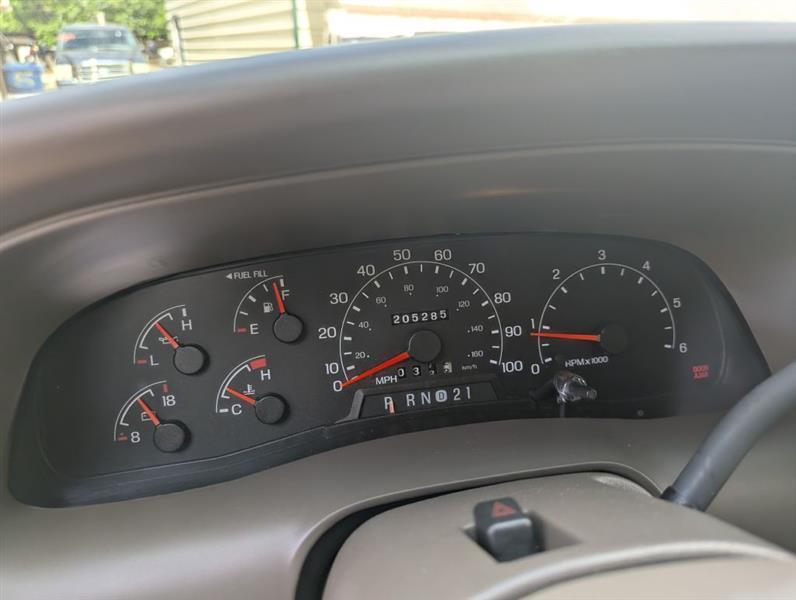 Ford Excursion  2001