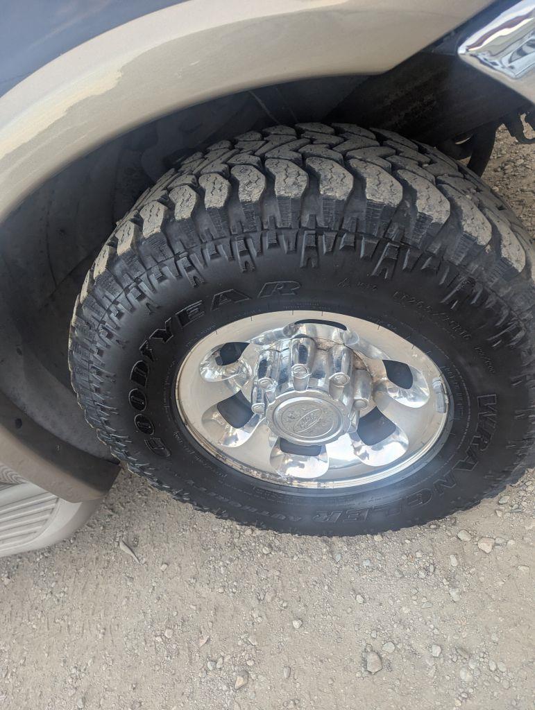 Ford Excursion  2000