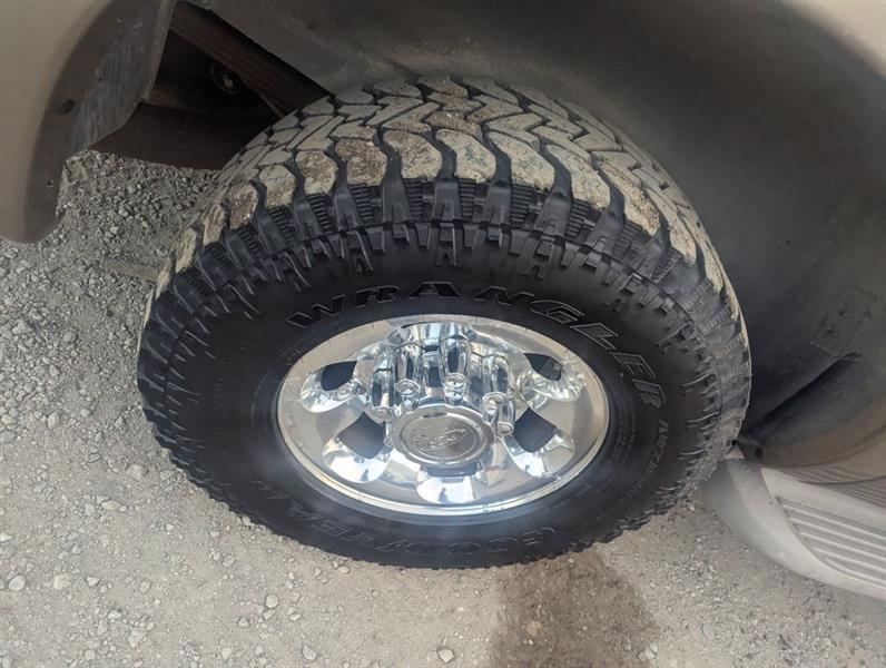 Ford Excursion  2000