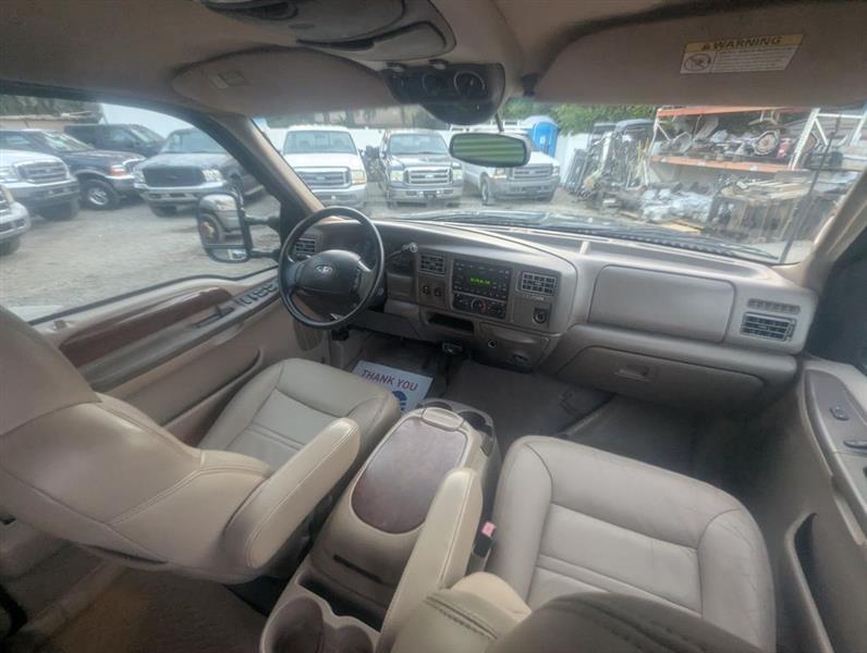 Ford Excursion  2000