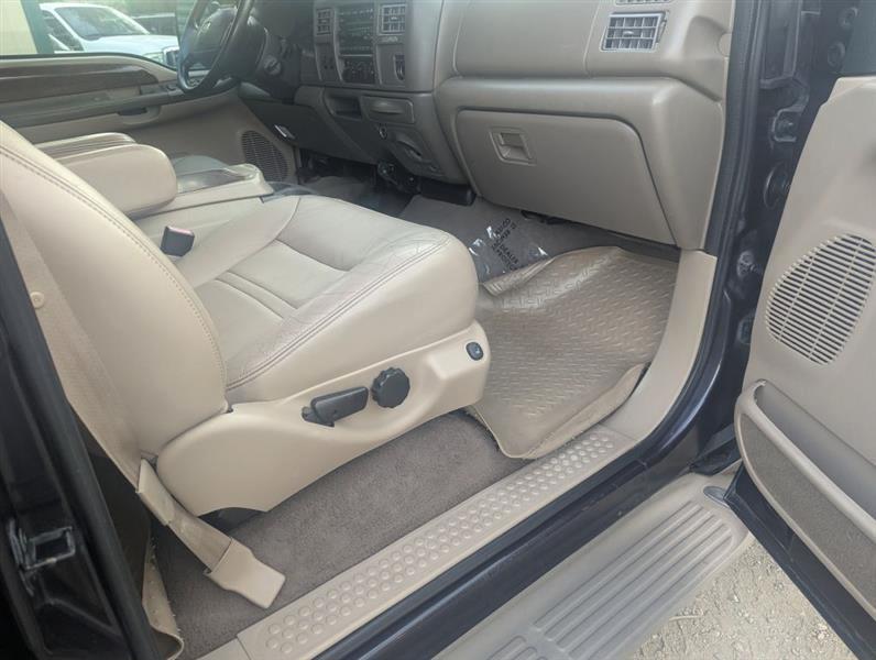 Ford Excursion  2000