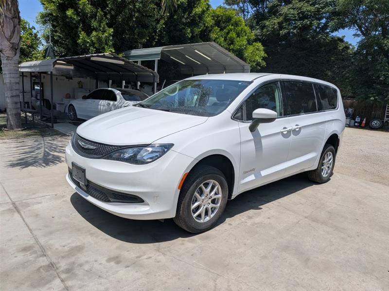 Chrysler Voyager  2023