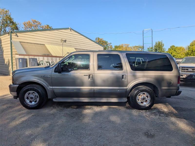 Ford Excursion  2003