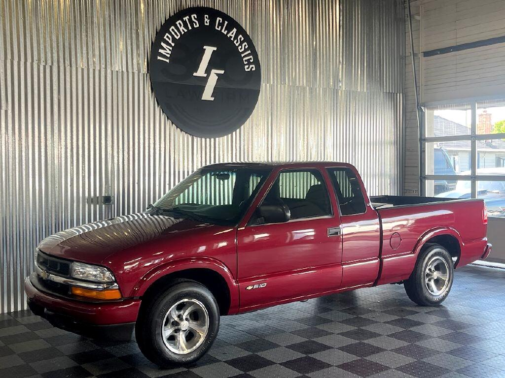Chevrolet S10 Pickup LS Ext. Cab 2WD 2003
