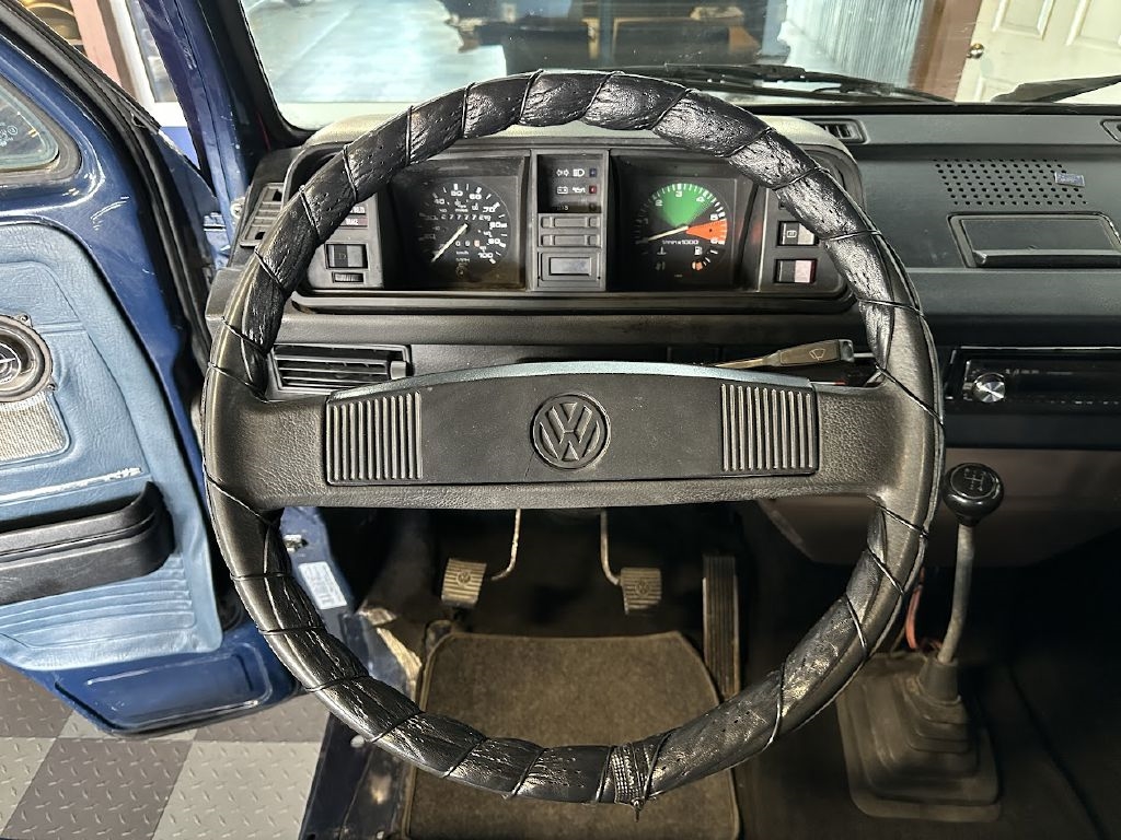 Volkswagen Vanagon Bus 1984