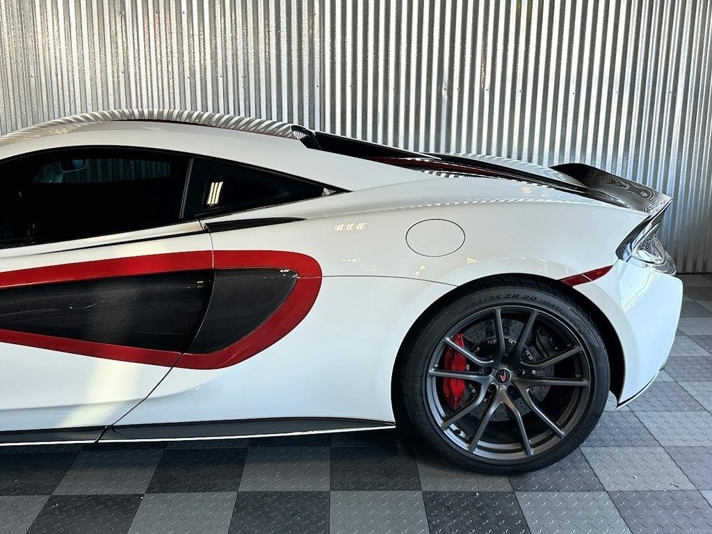 McLaren 570s Base 2016