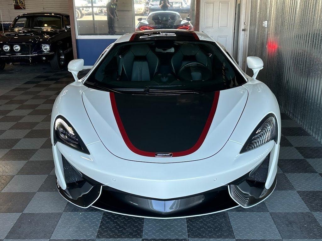 McLaren 570s Base 2016