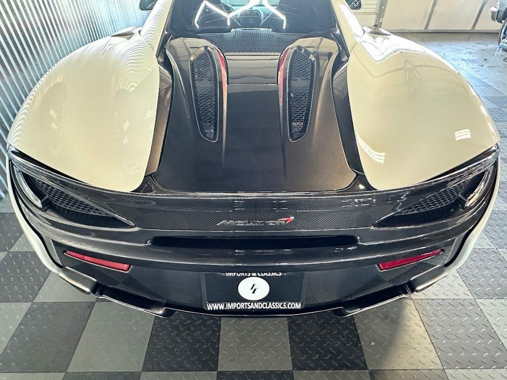 McLaren 570s Base 2016