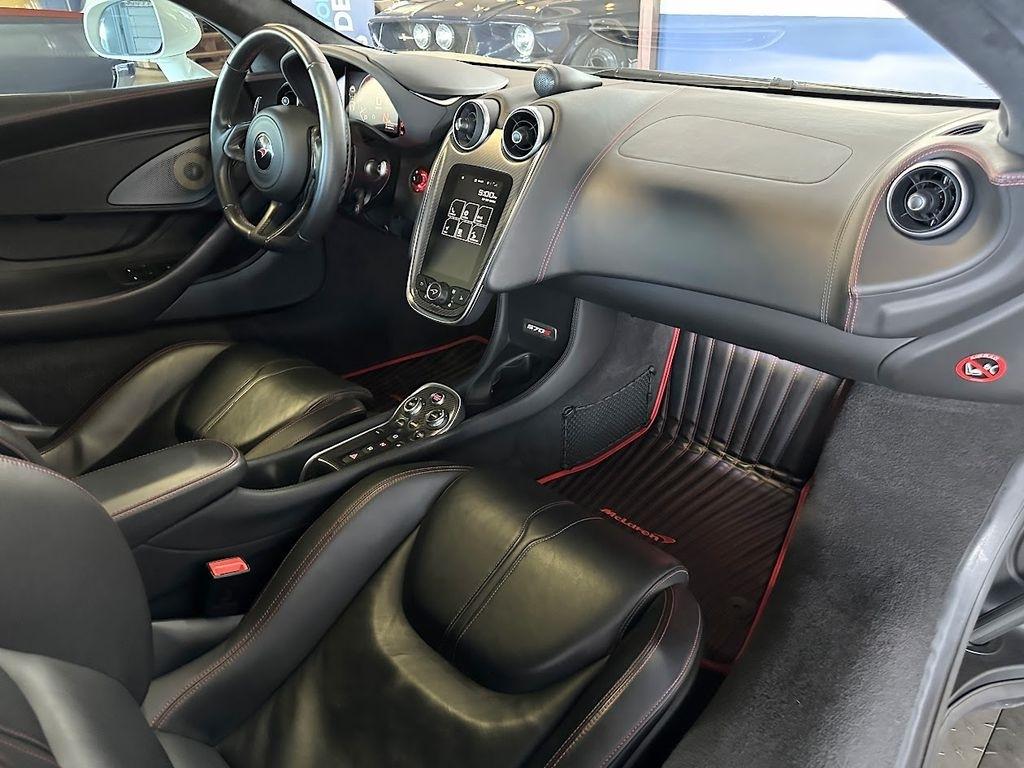 McLaren 570s Base 2016