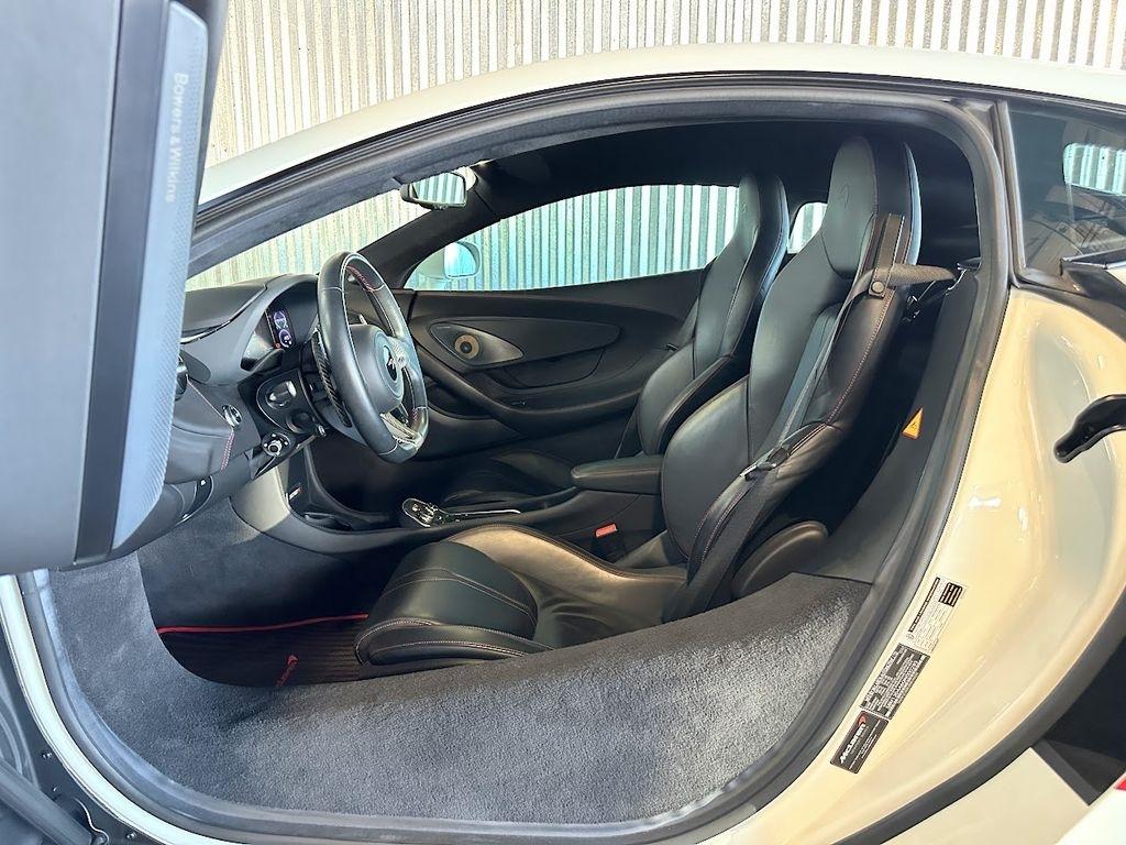 McLaren 570s Base 2016