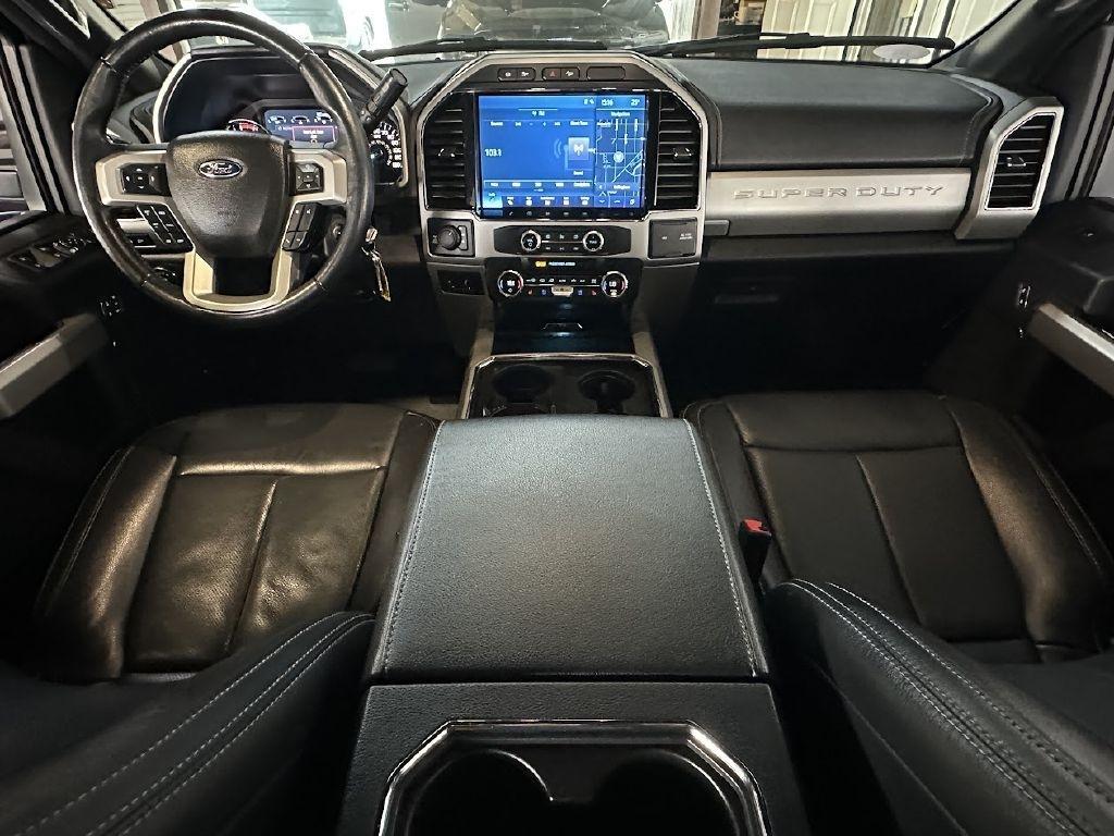 Ford F-350 SD Lariat Crew Cab 4WD 2022