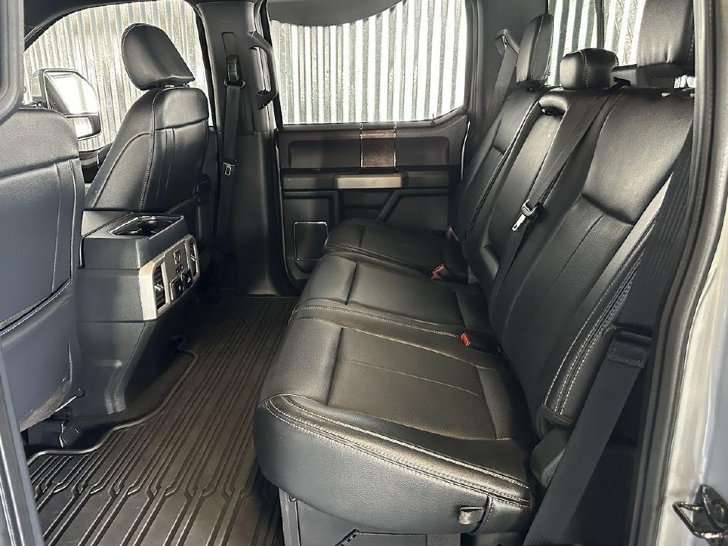 Ford F-350 SD Lariat Crew Cab 4WD 2022