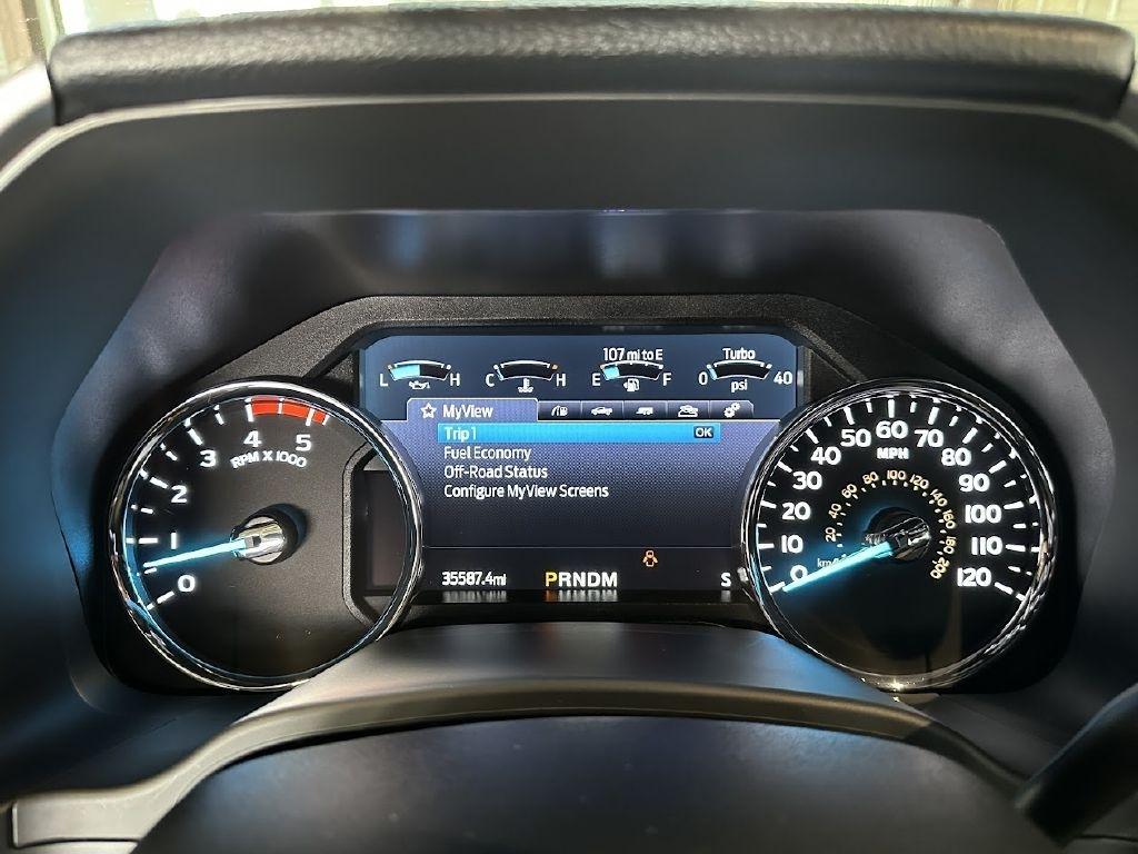 Ford F-350 SD Lariat Crew Cab 4WD 2022