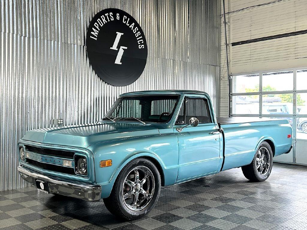 【2020RLC限定】1969 CHEVY C-10 ブルー シボレー hq720.jpg?sqp=-