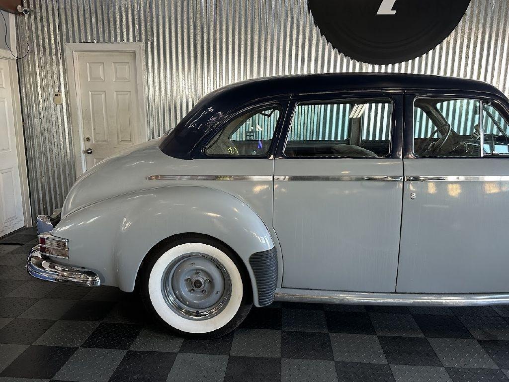 Studebaker Commander  1942