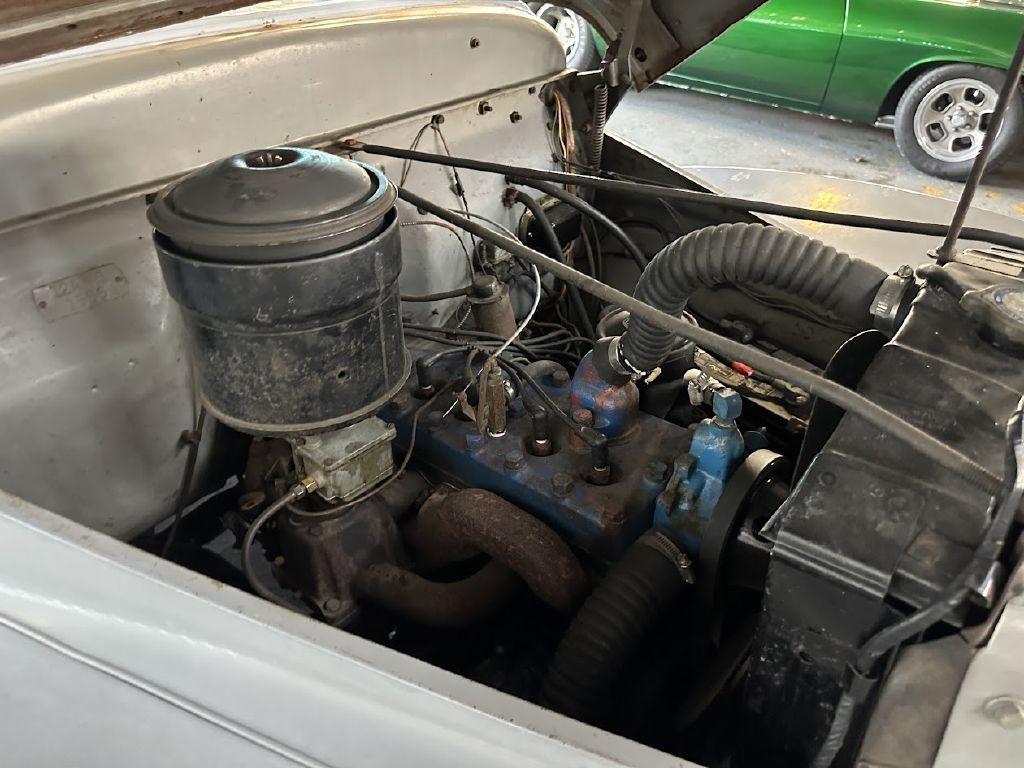 Studebaker Commander  1942