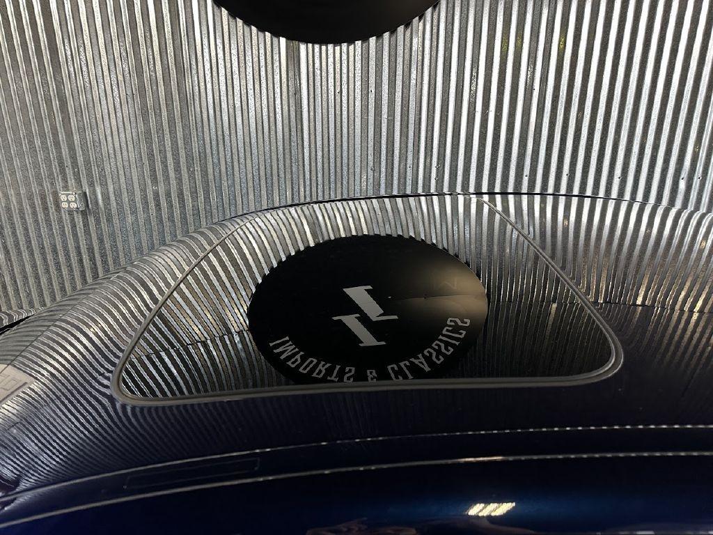 BMW 5-Series M550i xDrive 2021