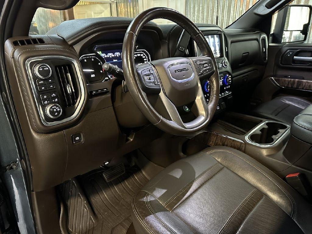 GMC Sierra 3500HD Denali Crew Cab 4WD 2021