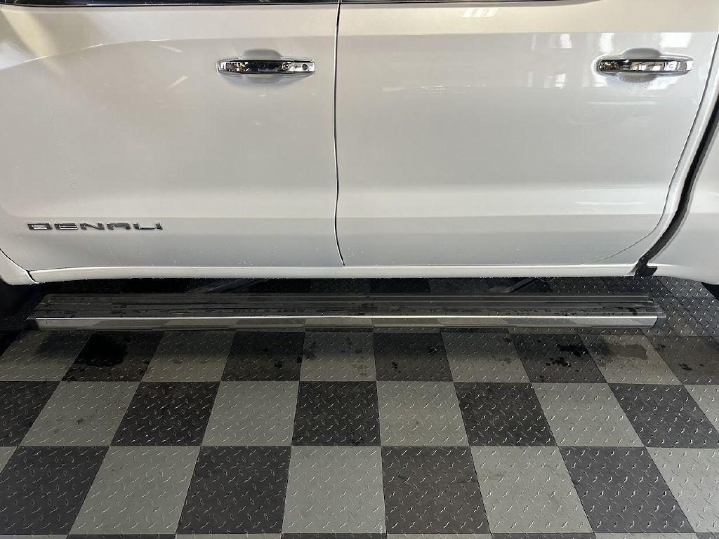 GMC Sierra 1500 Denali Crew Cab 4WD 2019