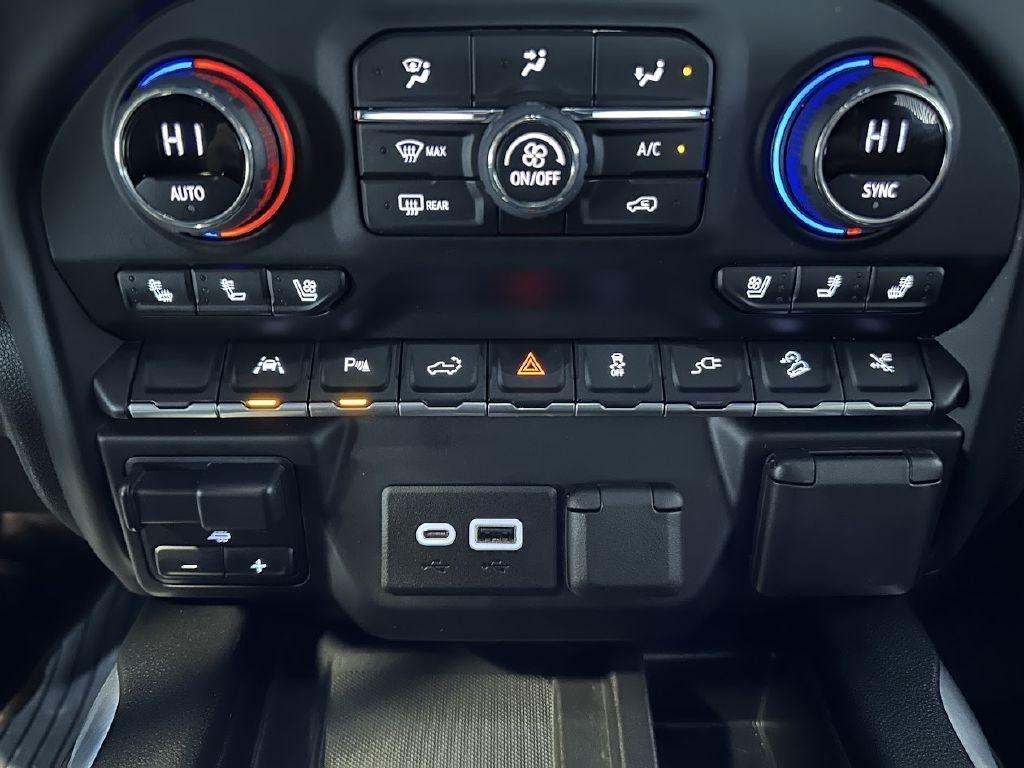 Chevrolet Silverado 1500 Limited High Country Crew Cab 4WD 2022