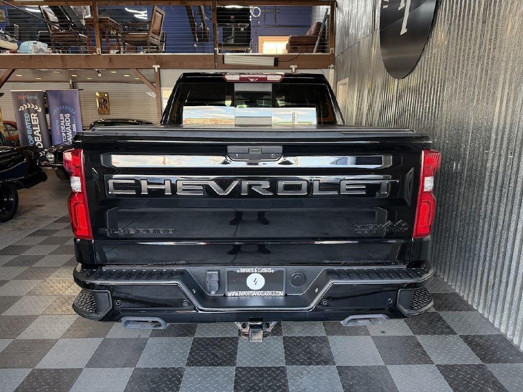 Chevrolet Silverado 1500 High Country Crew Cab 4WD 2021