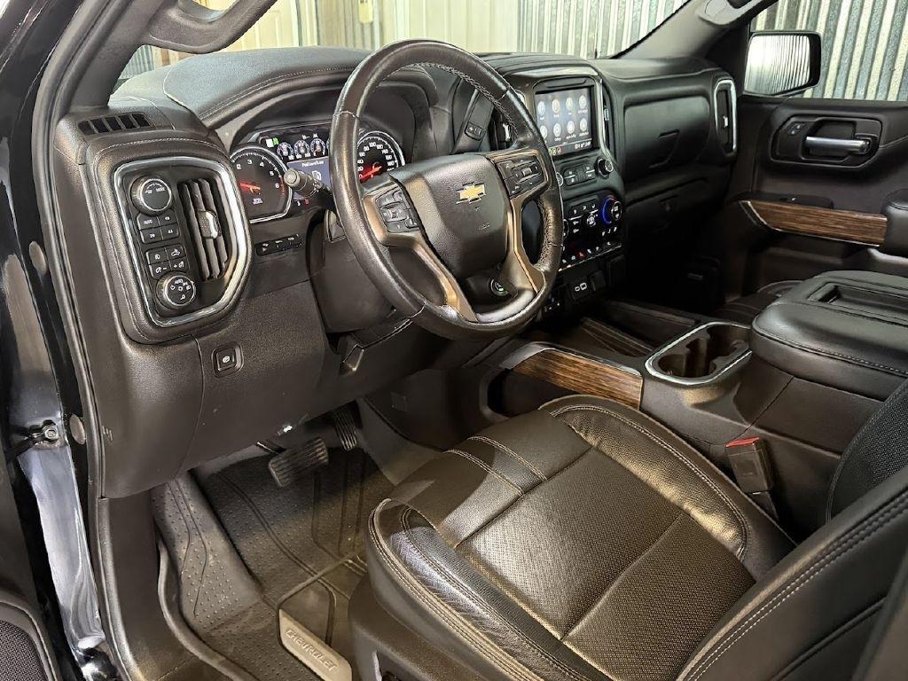 Chevrolet Silverado 1500 High Country Crew Cab 4WD 2021