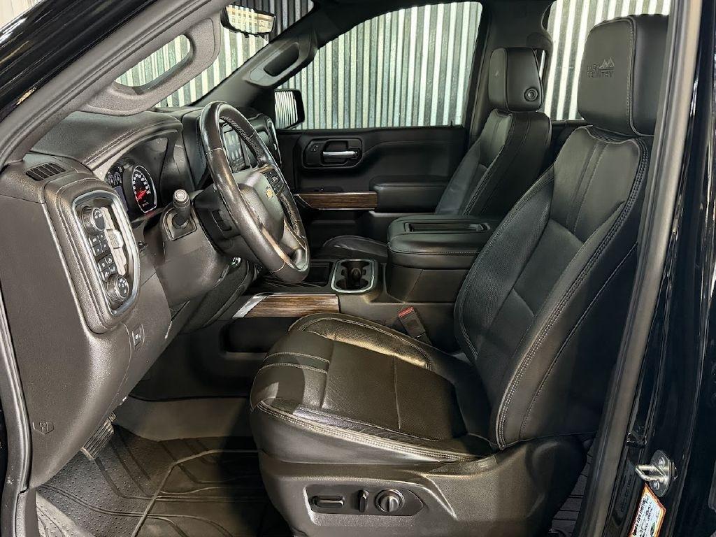 Chevrolet Silverado 1500 High Country Crew Cab 4WD 2021