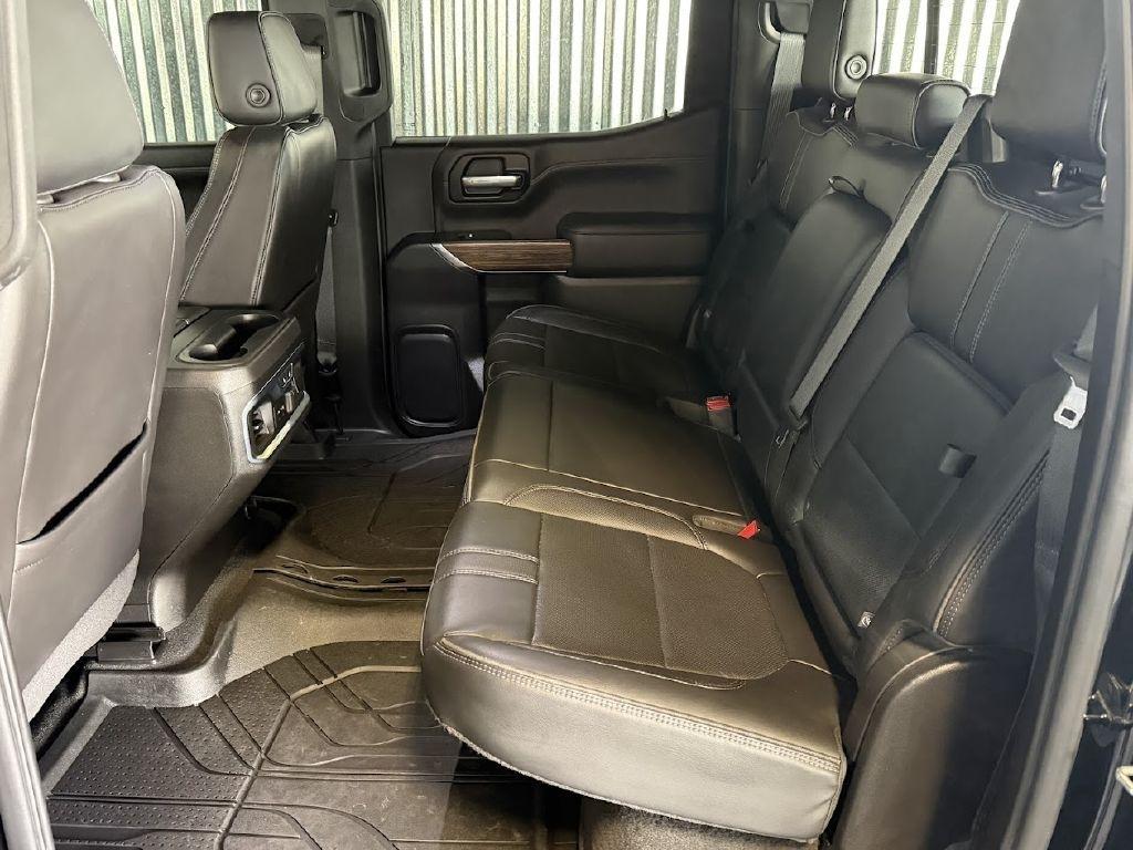 Chevrolet Silverado 1500 High Country Crew Cab 4WD 2021