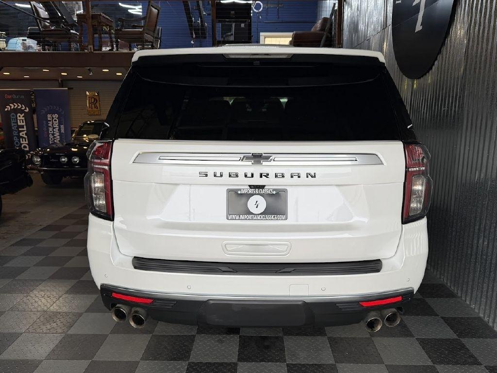 Chevrolet Suburban High Country 4WD 2023