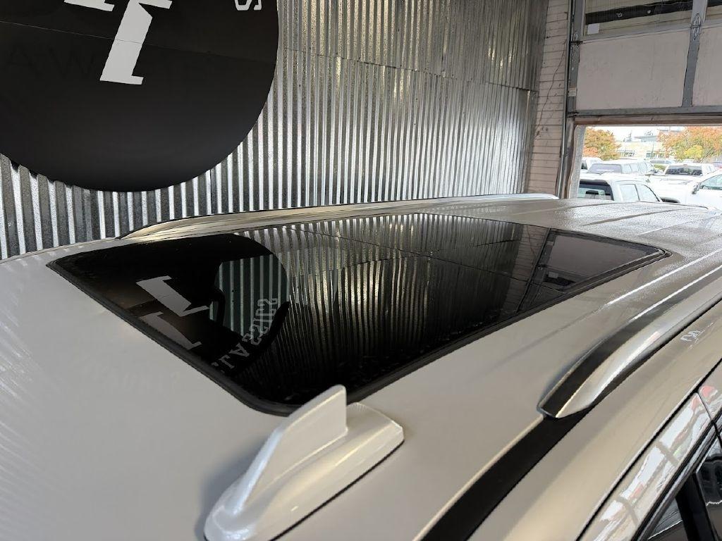 Chevrolet Suburban High Country 4WD 2023