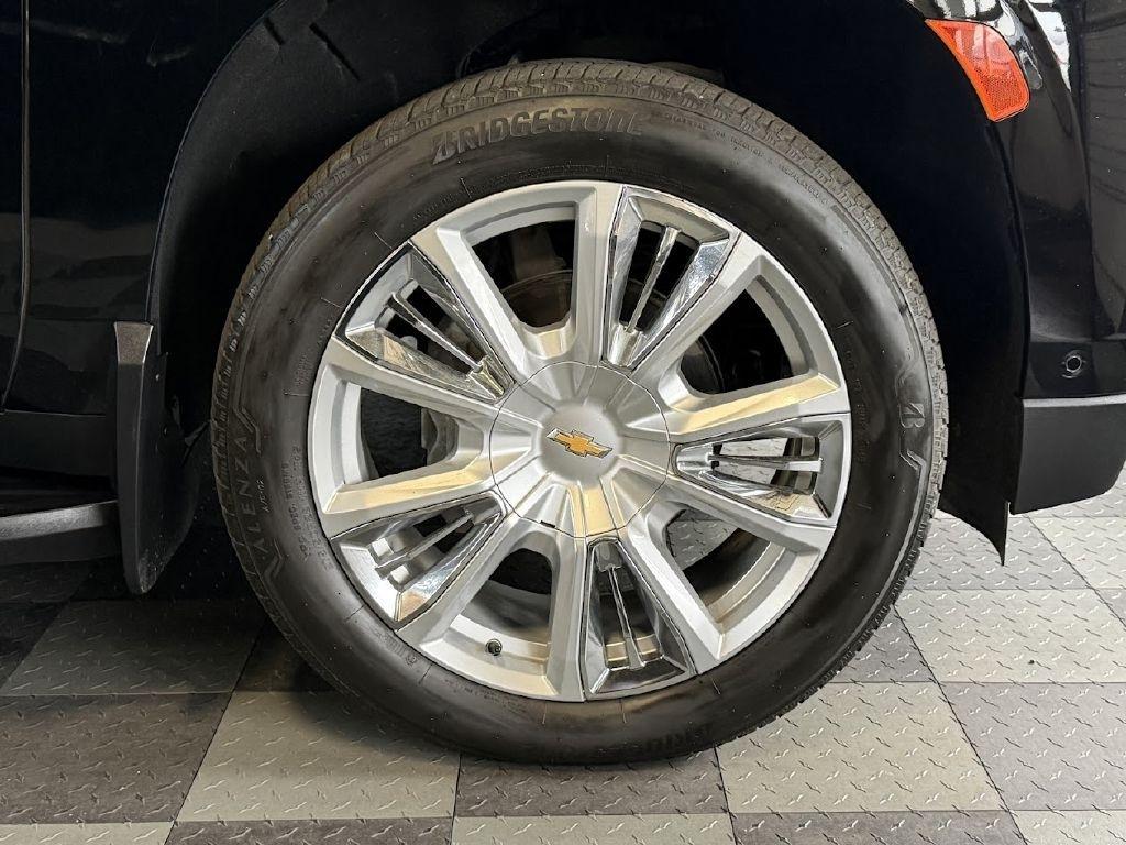 Chevrolet Suburban High Country 4WD 2023