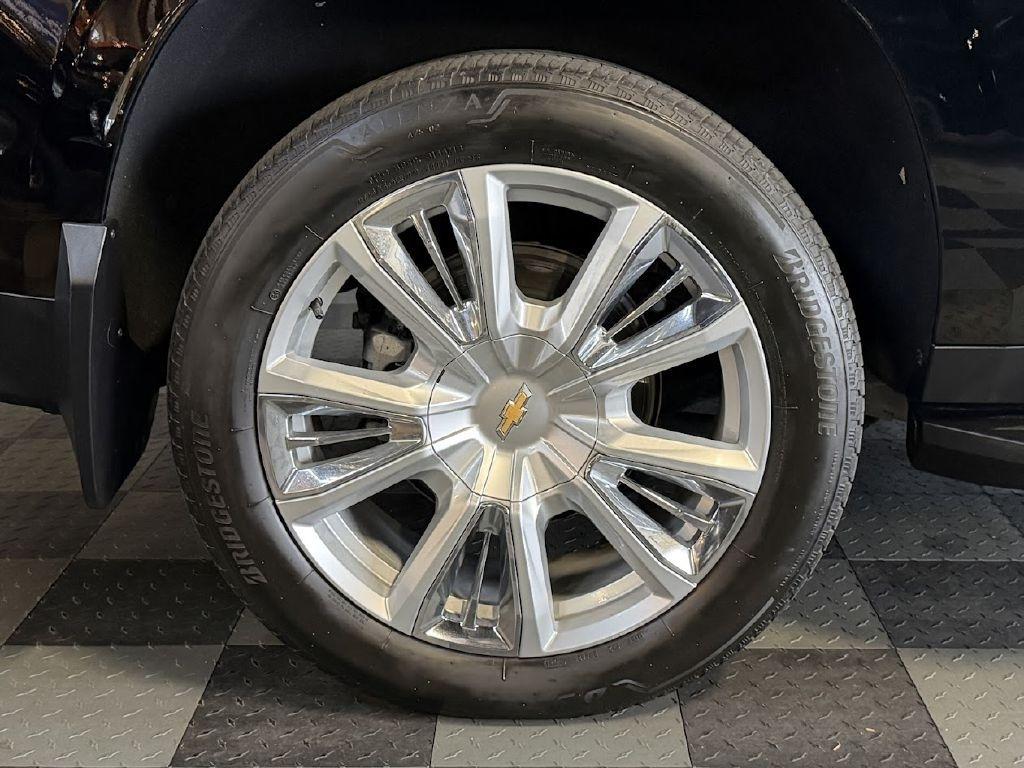 Chevrolet Suburban High Country 4WD 2023