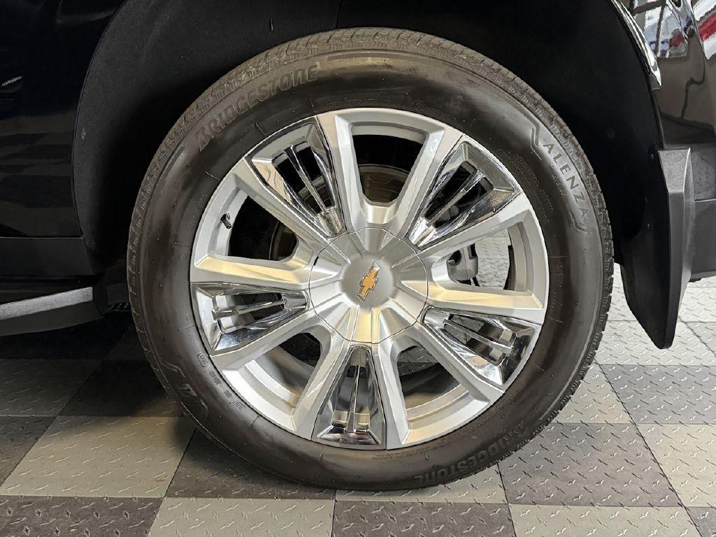 Chevrolet Suburban High Country 4WD 2023