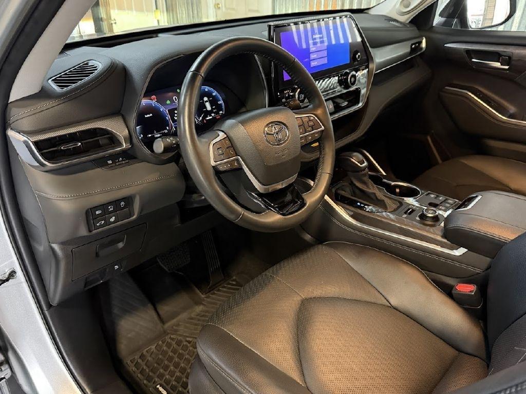 Toyota Highlander Platinum 2024