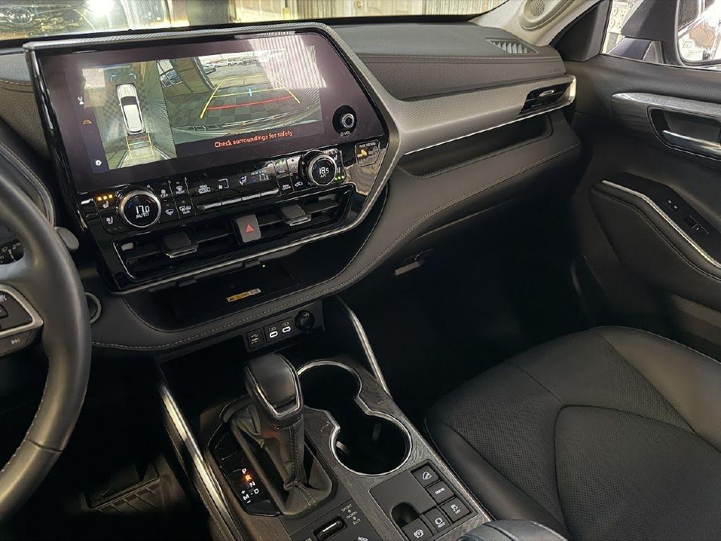 Toyota Highlander Platinum 2024