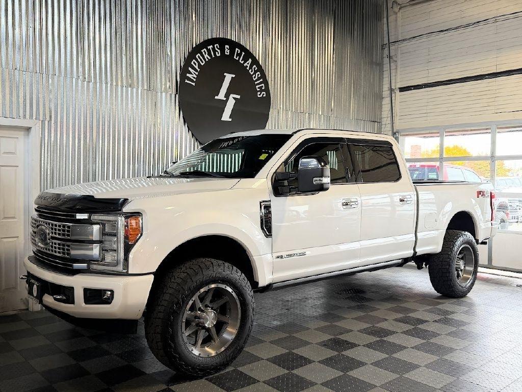 Ford F-350 SD Platinum Crew Cab 4WD 2017