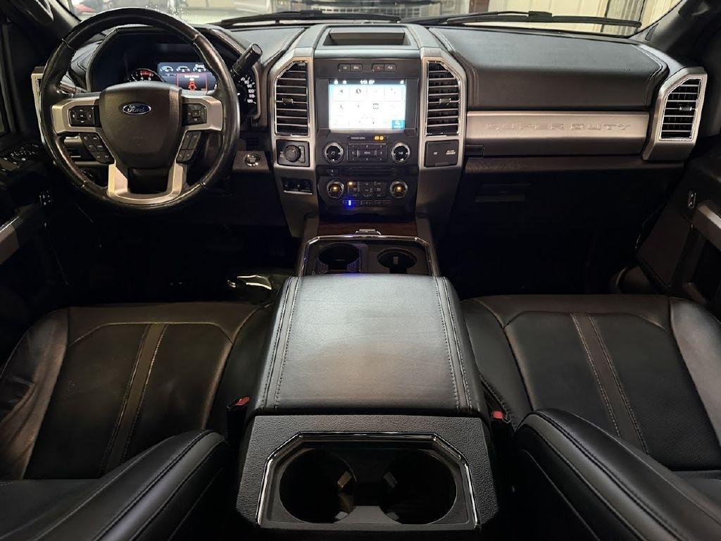 Ford F-350 SD Platinum Crew Cab 4WD 2017