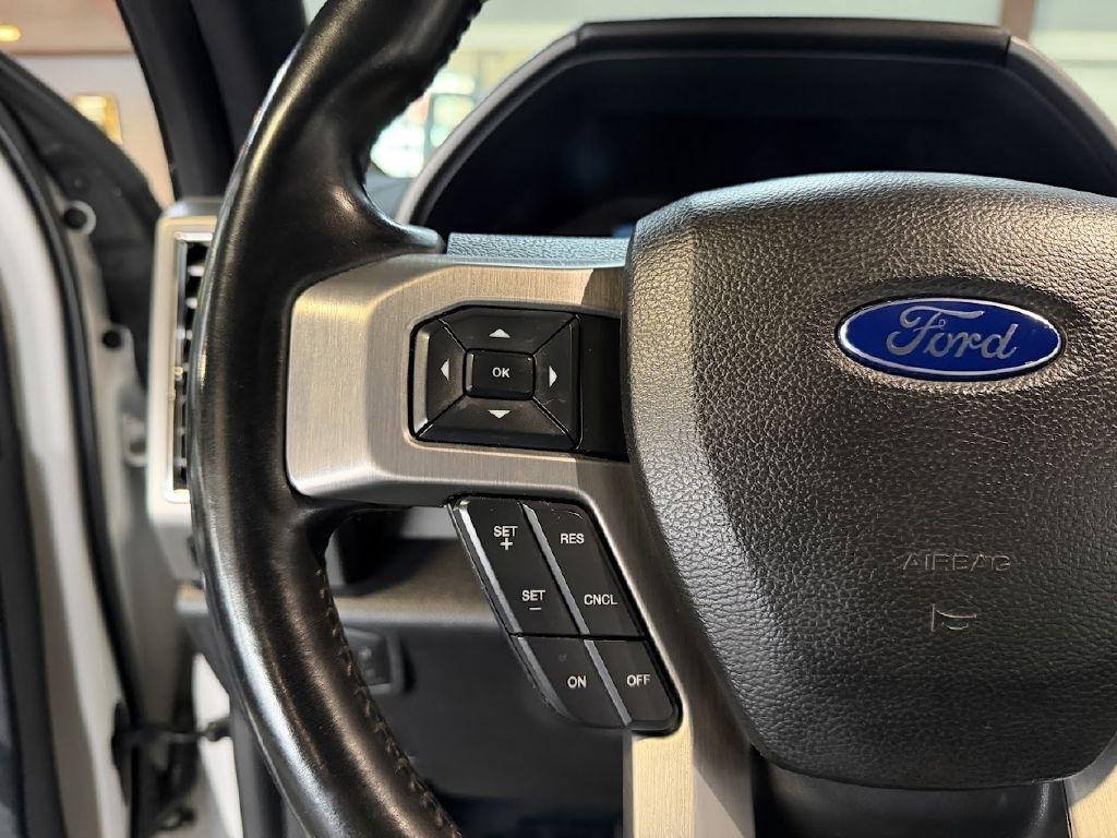 Ford F-350 SD Platinum Crew Cab 4WD 2017