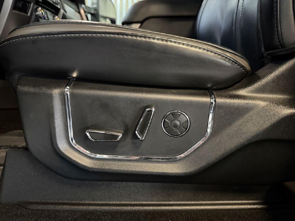 Ford F-350 SD Platinum Crew Cab 4WD 2017