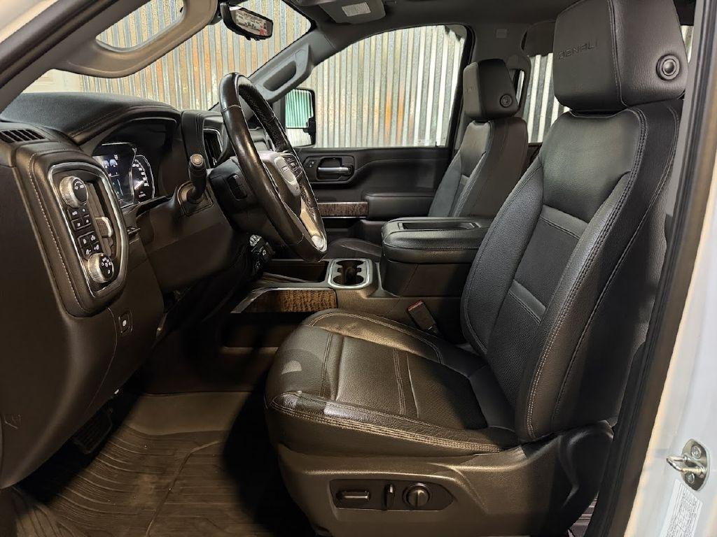 GMC Sierra 3500HD Denali Crew Cab 4WD 2021