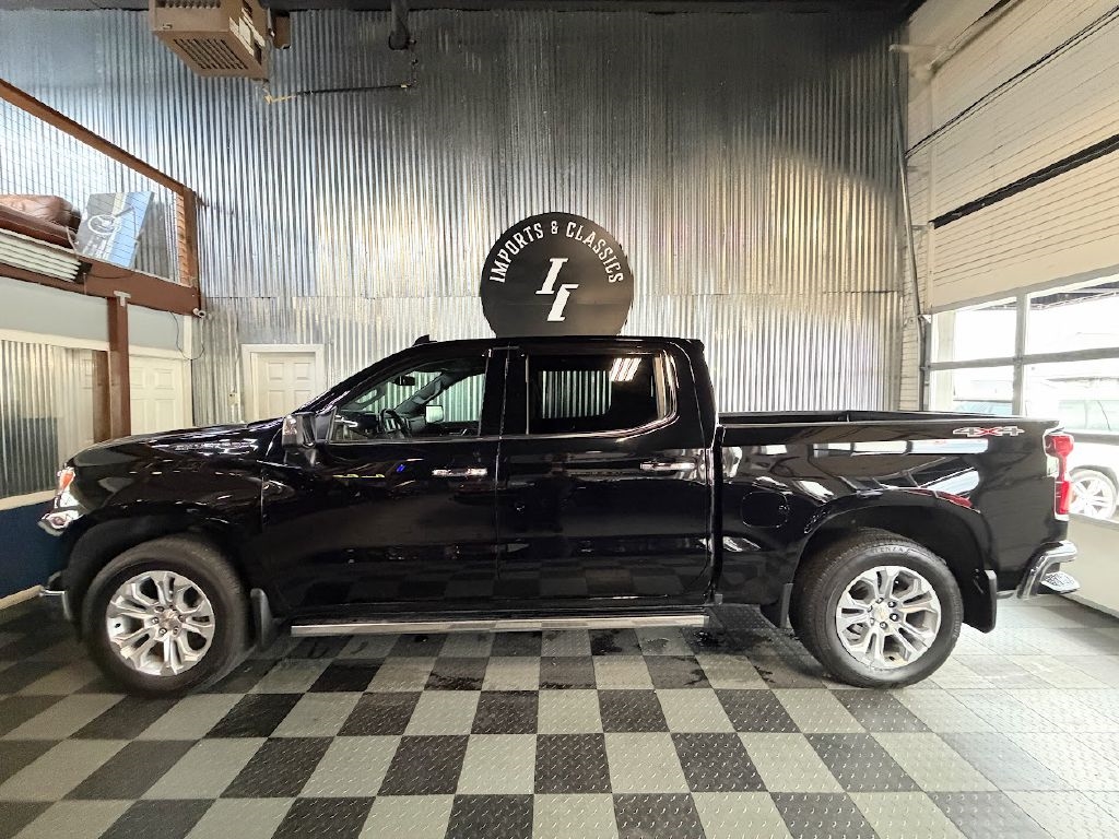 Chevrolet Silverado 1500 LTZ Crew Cab 4WD 2022 Chevrolet Silverado 1500 LTZ Crew Cab 4WD 2022