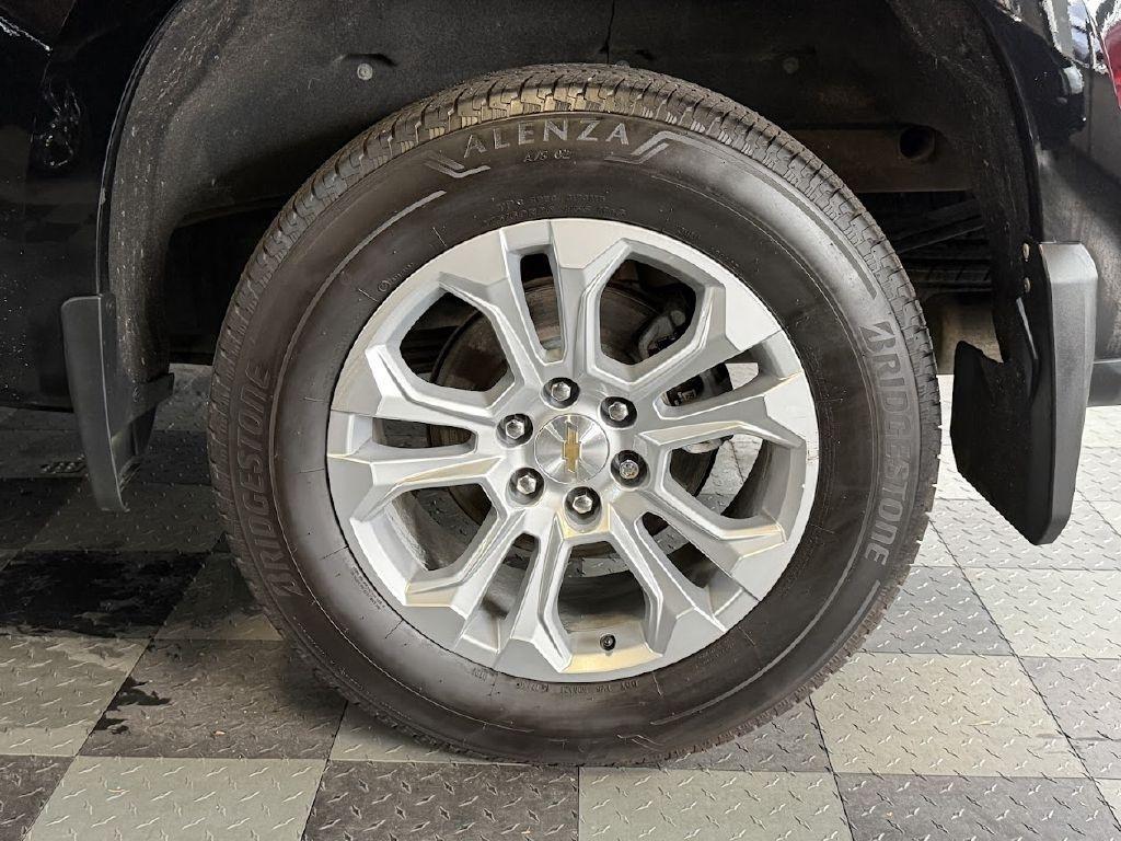 Chevrolet Silverado 1500 LTZ Crew Cab 4WD 2022