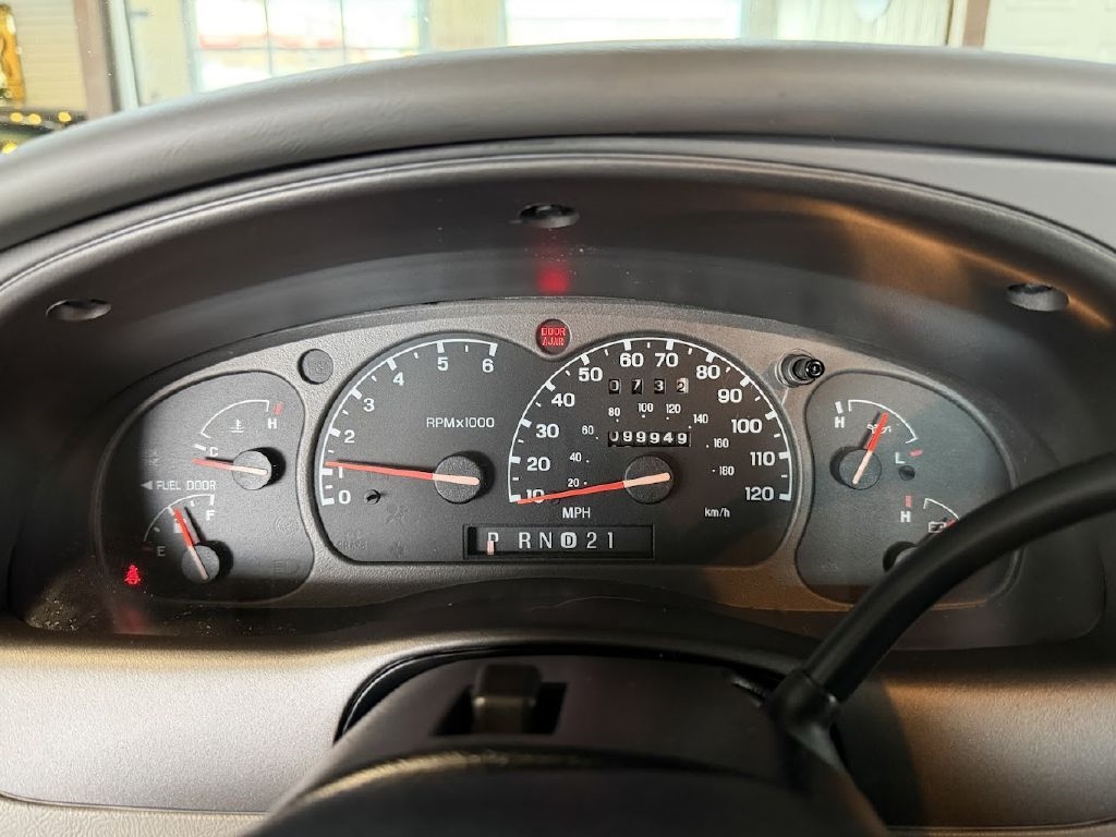 Mazda B-Series B2500 SX Reg. Cab 2WD 2001 Mazda B-Series B2500 SX Reg. Cab 2WD 2001