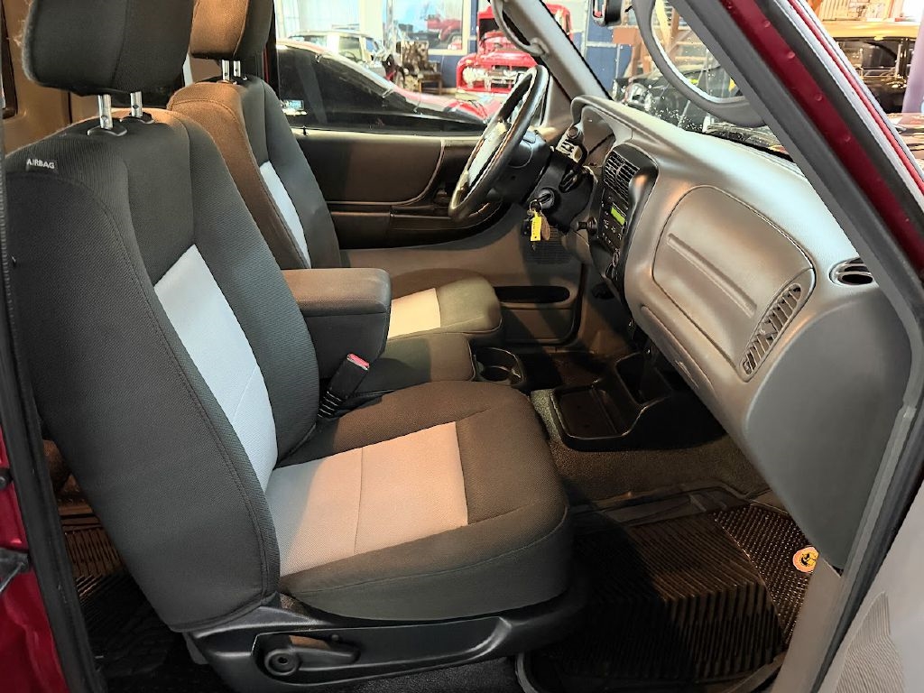 Ford Ranger XLT SuperCab 4-Door 2WD 2011 Ford Ranger XLT SuperCab 4-Door 2WD 2011