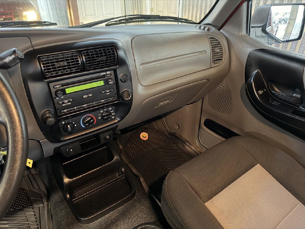 Ford Ranger XLT SuperCab 4-Door 2WD 2011 Ford Ranger XLT SuperCab 4-Door 2WD 2011