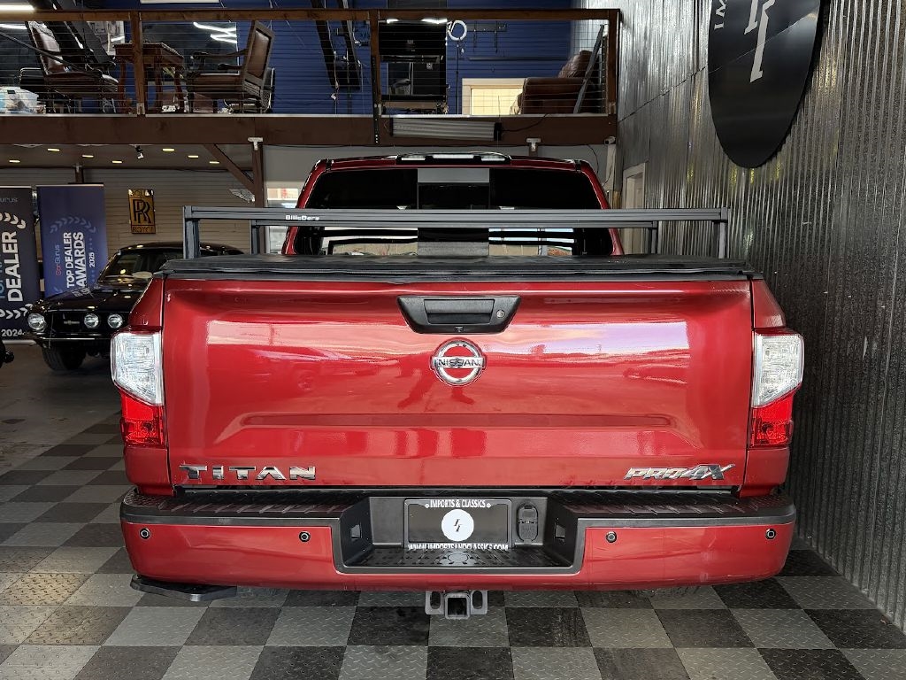 Nissan Titan SV Crew Cab 4WD 2018 Nissan Titan SV Crew Cab 4WD 2018