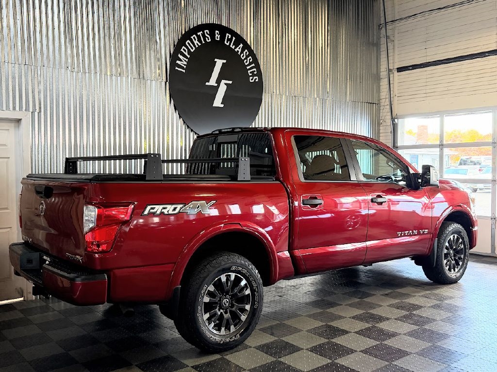 Nissan Titan PRO-4X Crew Cab 4WD 2018