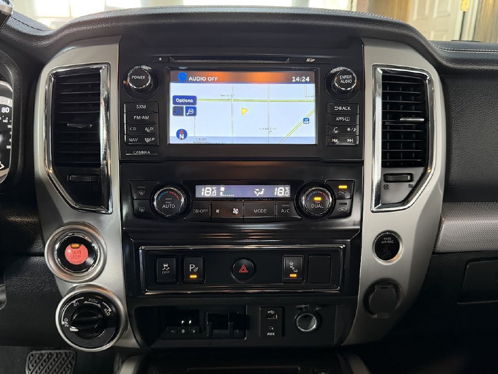 Nissan Titan PRO-4X Crew Cab 4WD 2018